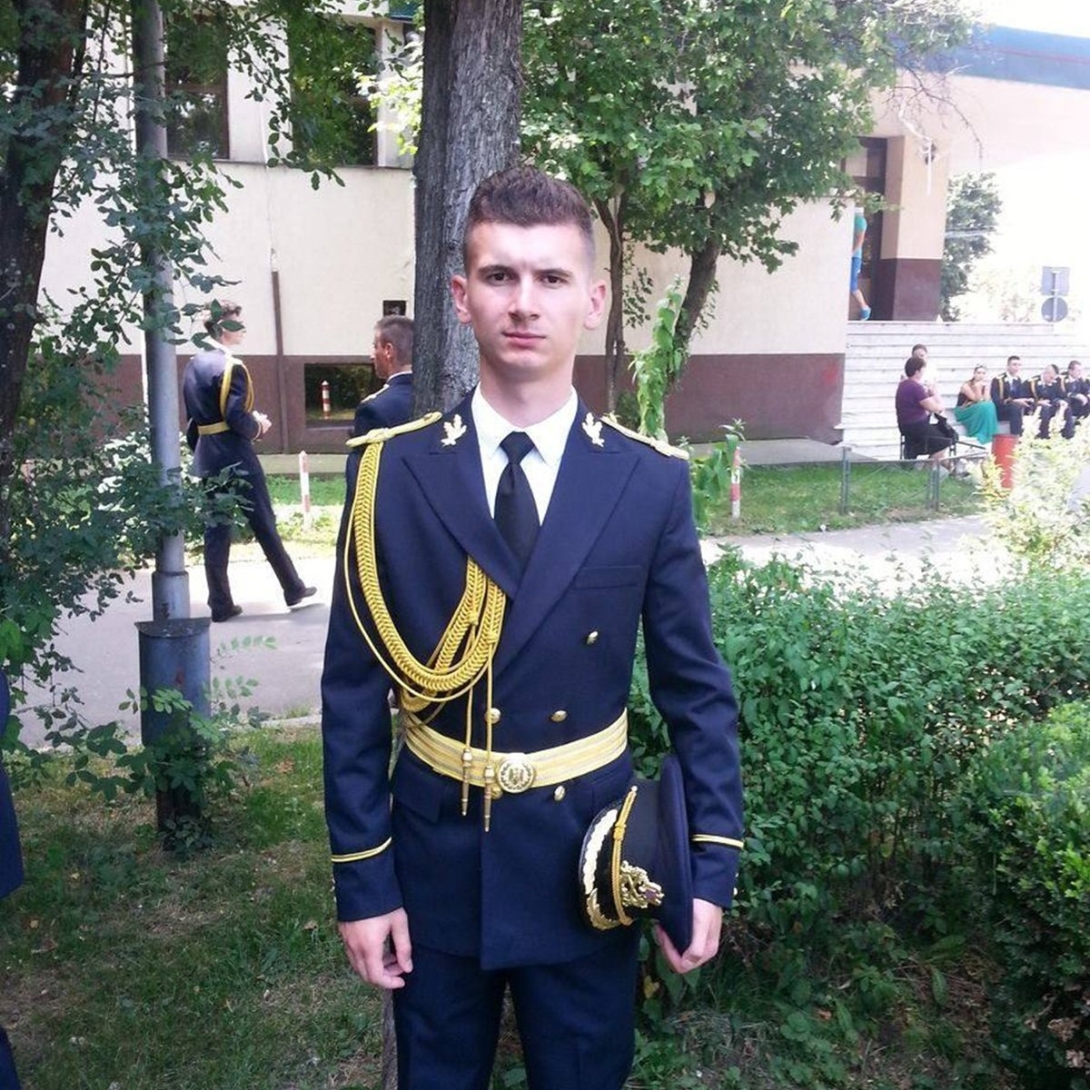 O clipă de neatenție i-a adus moartea. Tiberiu a murit la 33 de ani, în fața propriilor copii, după ce a adormit la volan