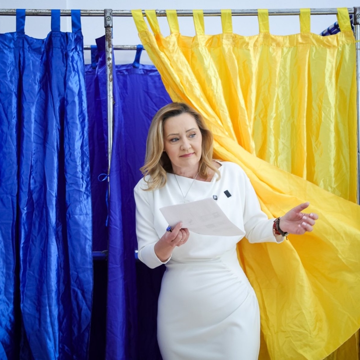 Mesajul Elenei Lasconi după rezultatul primului tur de alegeri. „Este corect, firesc și bine"