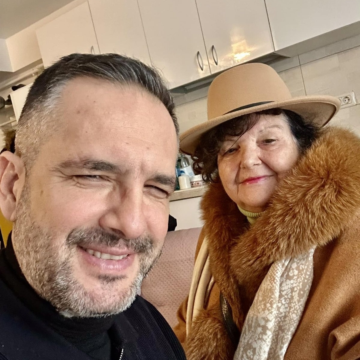 Clipe de coșmar în familia lui Mădălin Ionescu. „Am convins-o greu să accepte salvarea. O doare ideea spitalului"