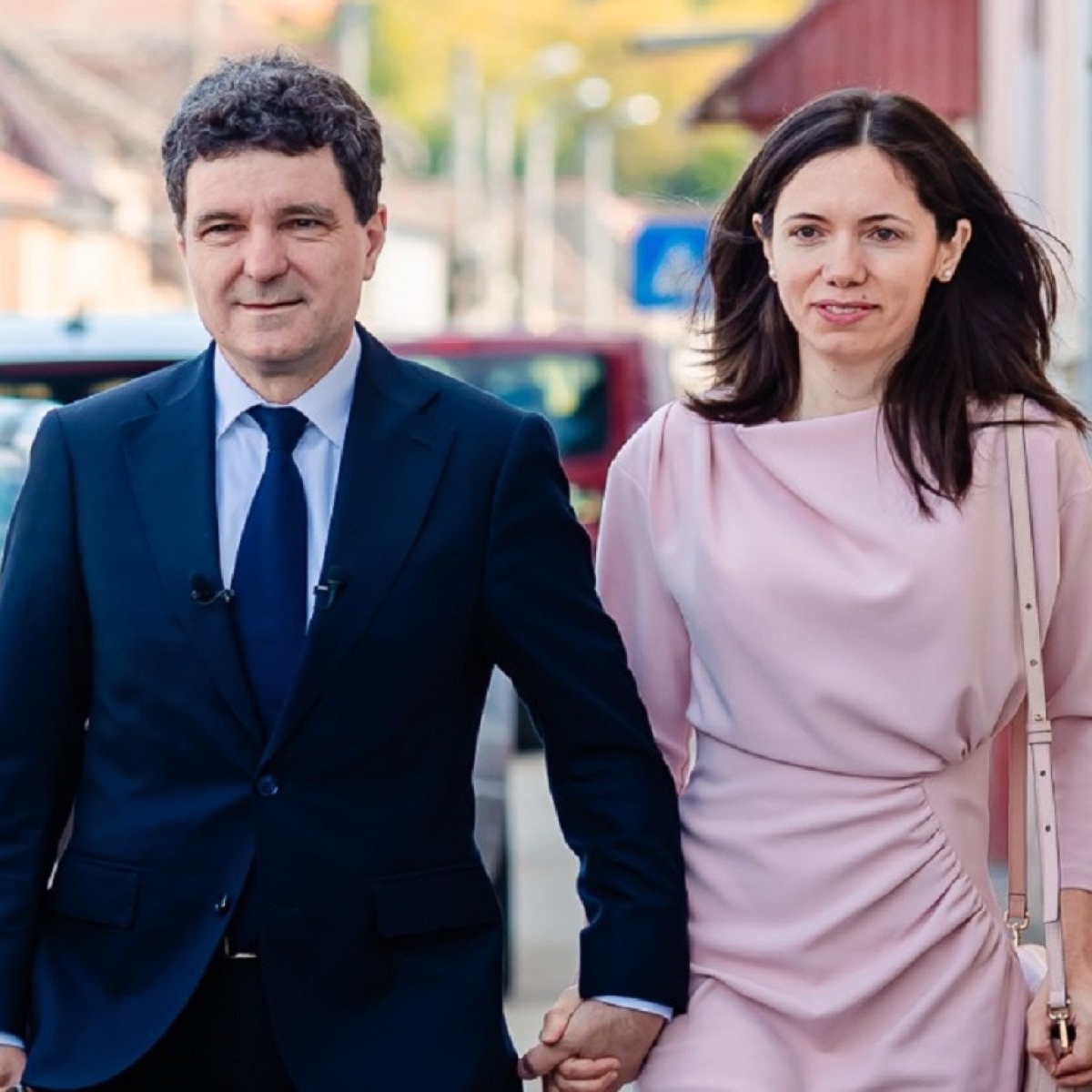 Nicușor Dan și Mirabela Grădinaru nu se mută la Cotroceni? „Copiii să nu simtă că sunt diferiți de alți copii”