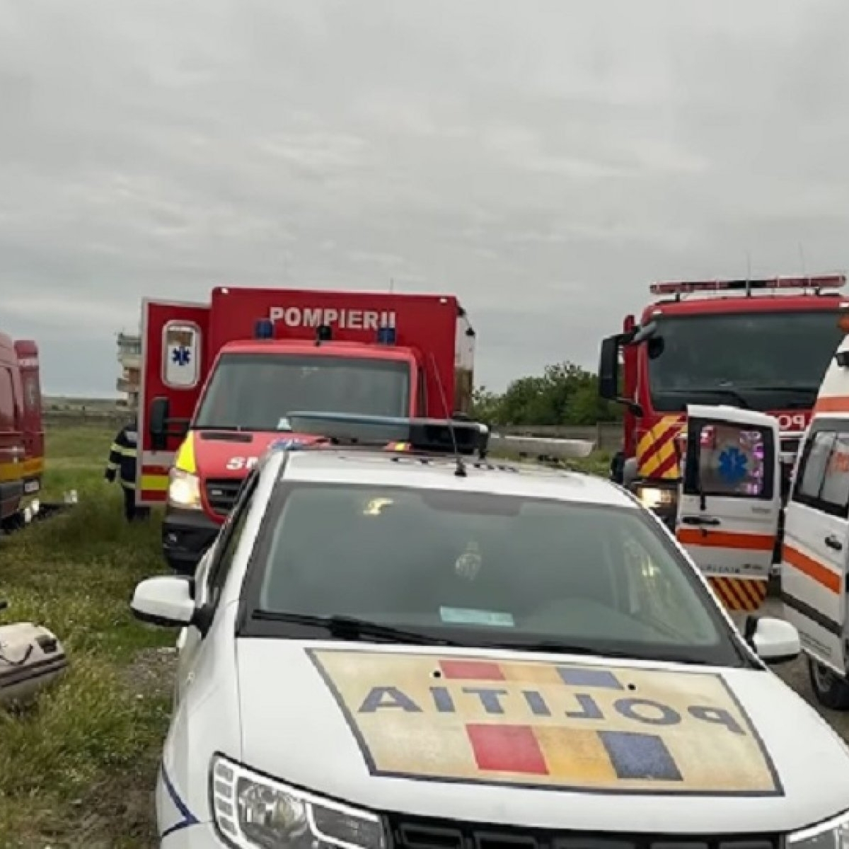 Mihai, un bărbat de 44 de ani din Medgidia, și-a dat viața în încercarea de a-și salva fiul vitreg de 10 ani. Copilul a alunecat în Canalul Dunăre-Marea Neagră