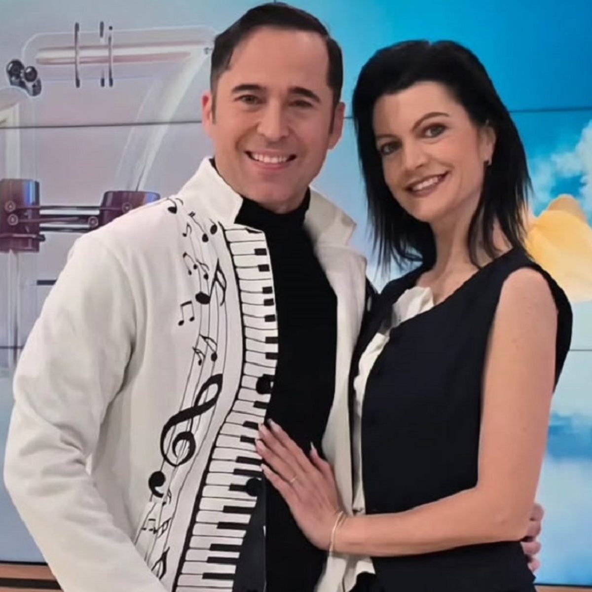 Dinu Maxer și-a schimbat religia de dragul noii soții. Unde vor pleca în luna de miere