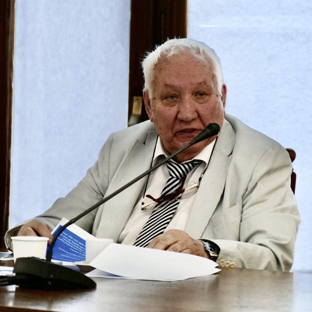 A murit Ilie Dumitrescu, fostul șef de cabinet al președintelui INS