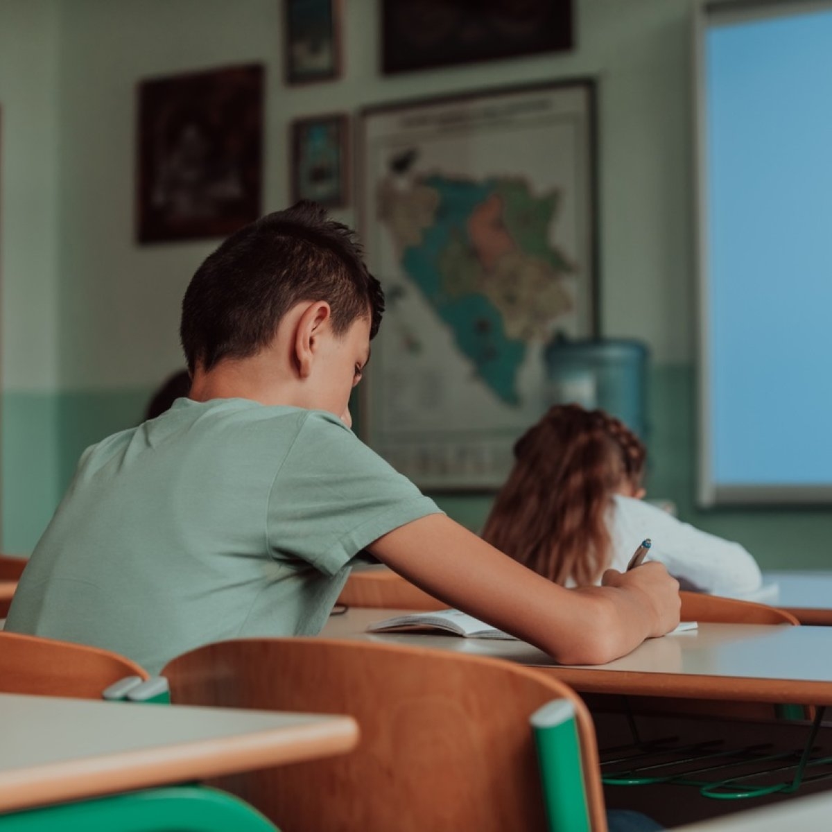 Un elev de 14 ani din Năsăud a făcut infarct în timpul orelor. Cum se simte acum după ce și-a pierdut cunoștința brusc