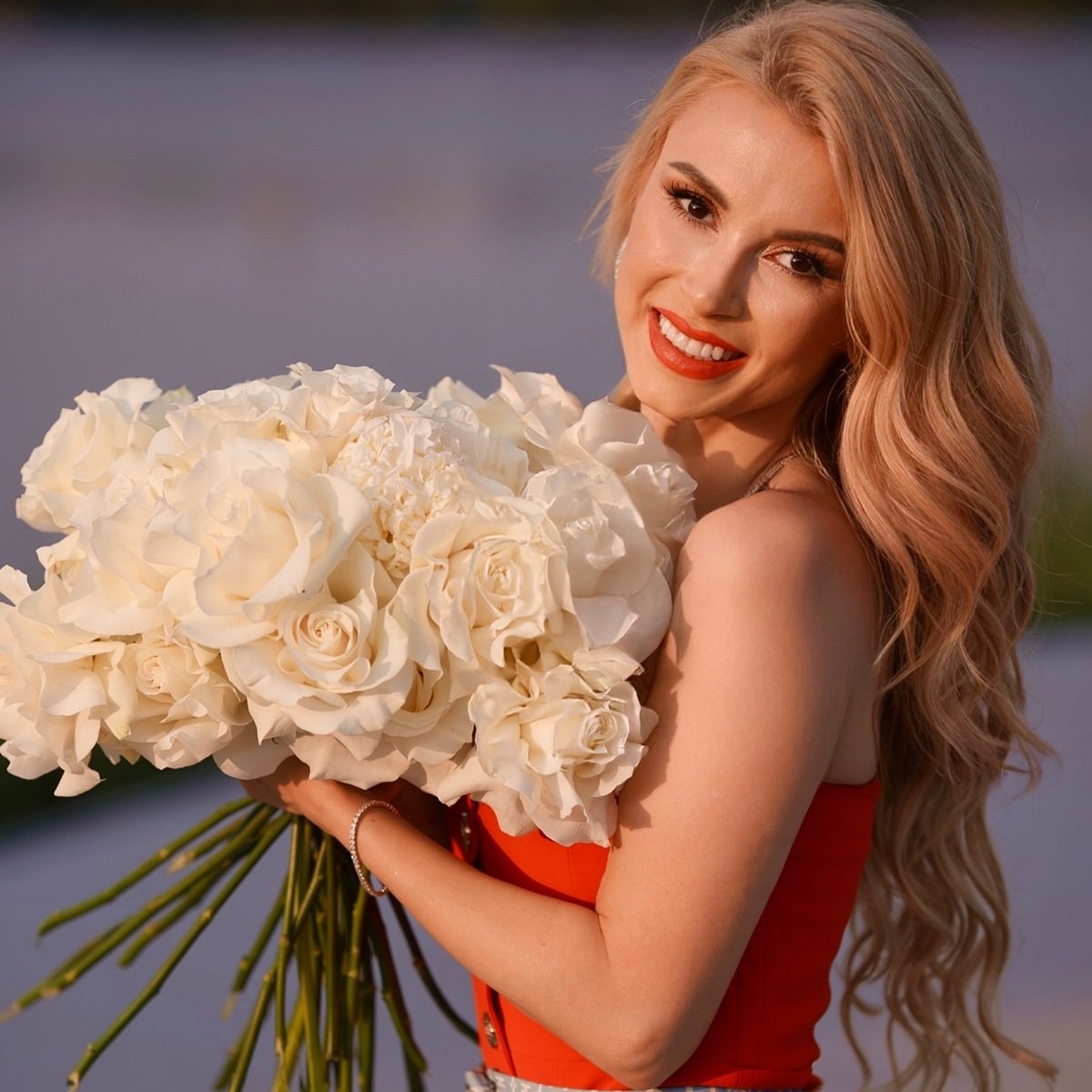 Andreea Bălan a împlinit 41 de ani! Ce surpriză i-au făcut fetițele și viitorul soț