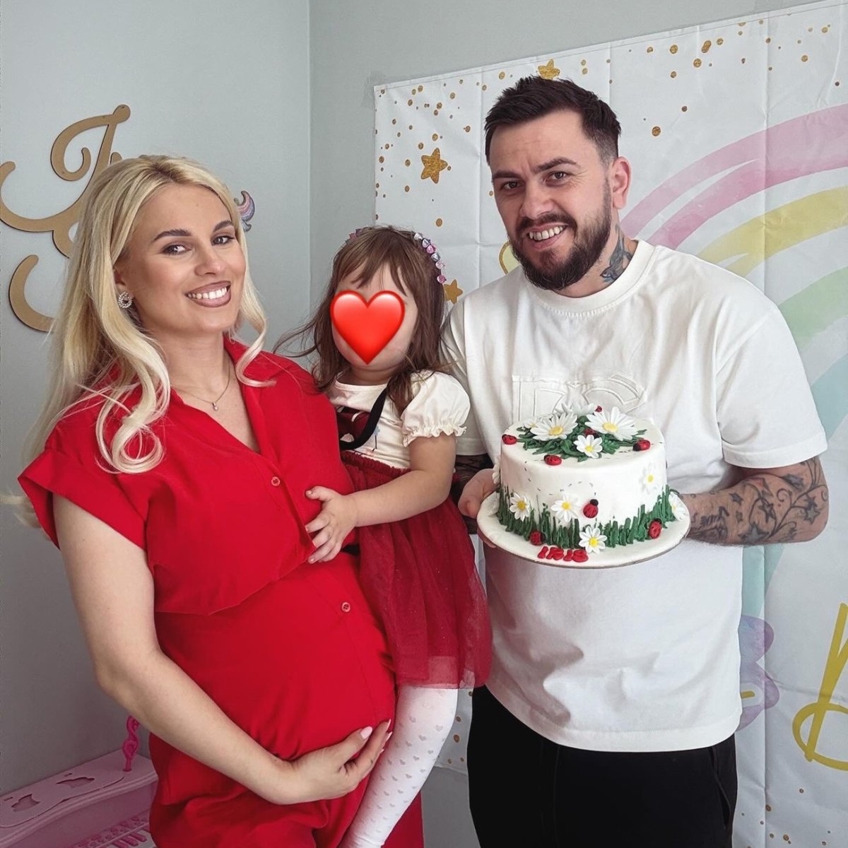 Elly și Cristian de la „Mireasă pentru fiul meu” au devenit părinți pentru a doua oară. Fosta concurentă a reality show-ului matrimonial a născut în apă