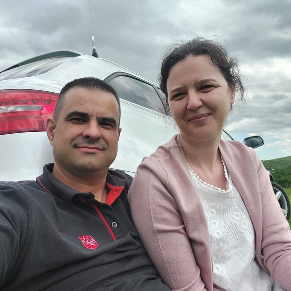 Tragedie în Iași! Un bărbat de 48 de ani și mama lui au murit după ce au consumat ciuperci otrăvitoare