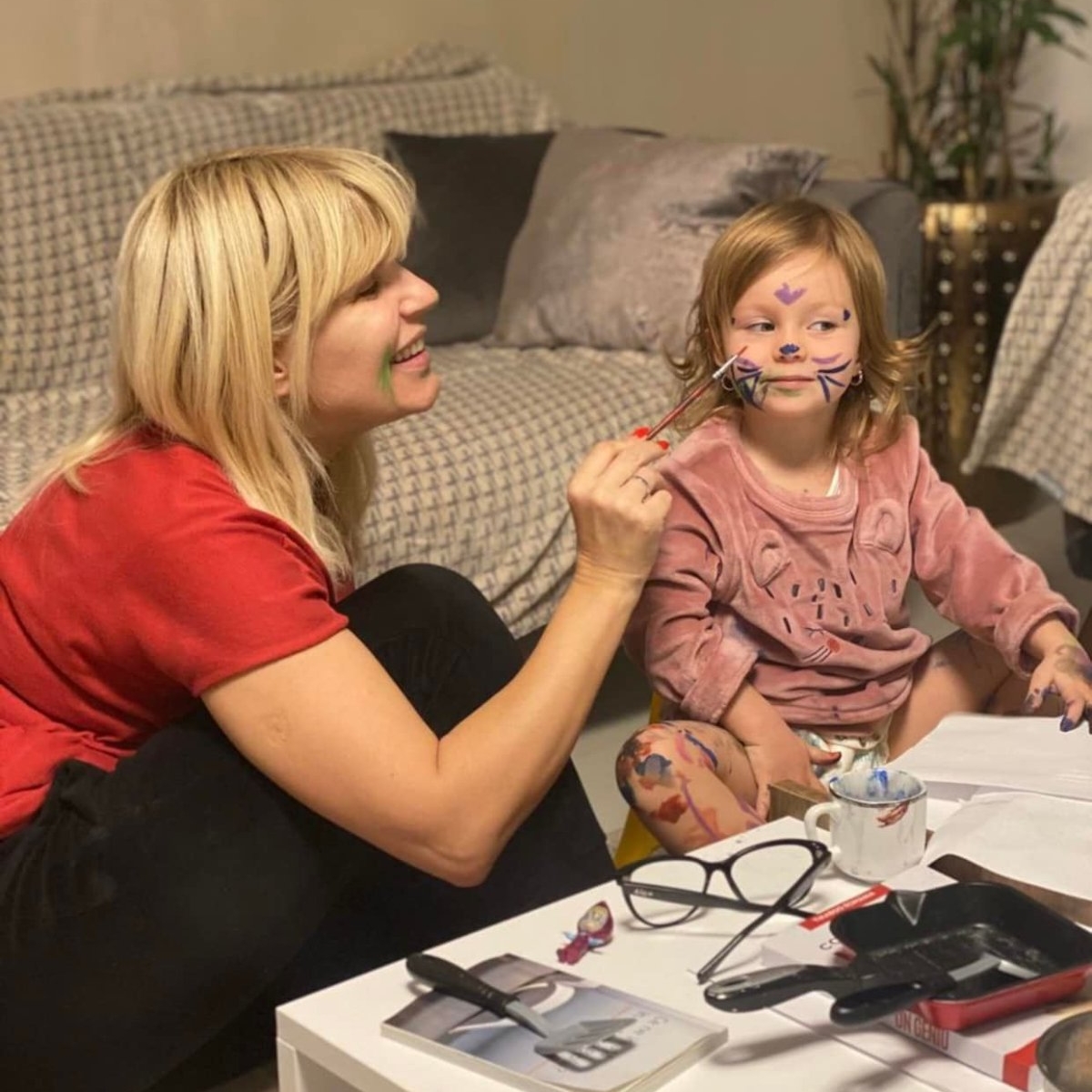 Elena Udrea, declarații sincere și dureroase despre traiul în pușcărie. Ce mesaj emoționant a avut pentru fiica ei imediat după eliberare
