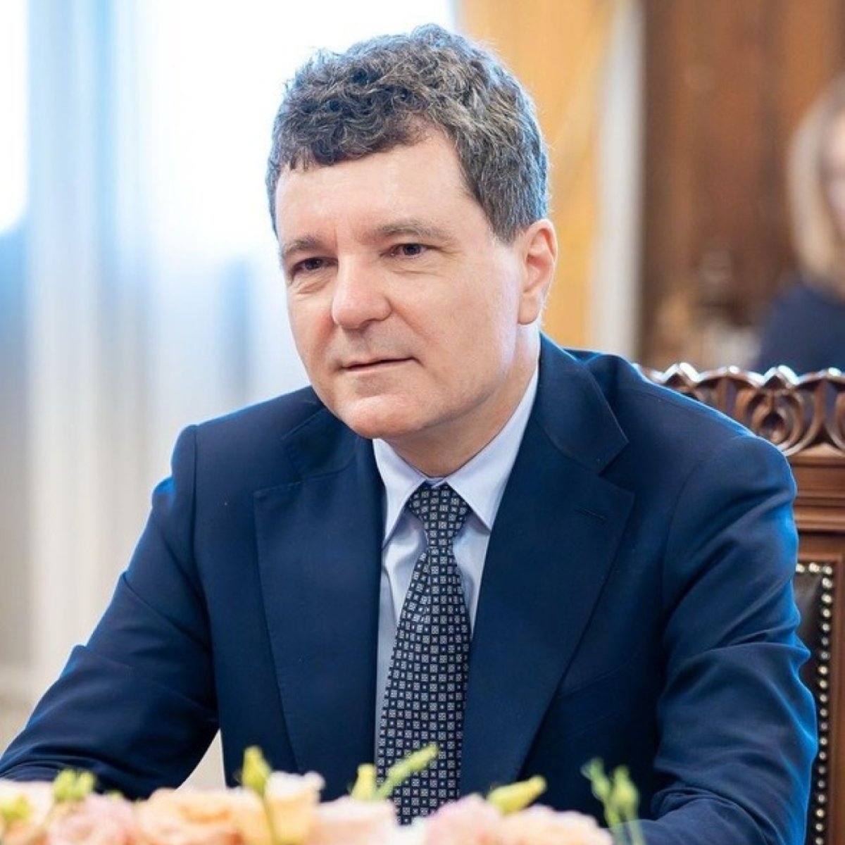 Nicușor Dan, mesaj pentru copiii din diaspora: „Statul ăsta român trebuie să aibă grijă de toți românii, indiferent de unde trăiesc ei"