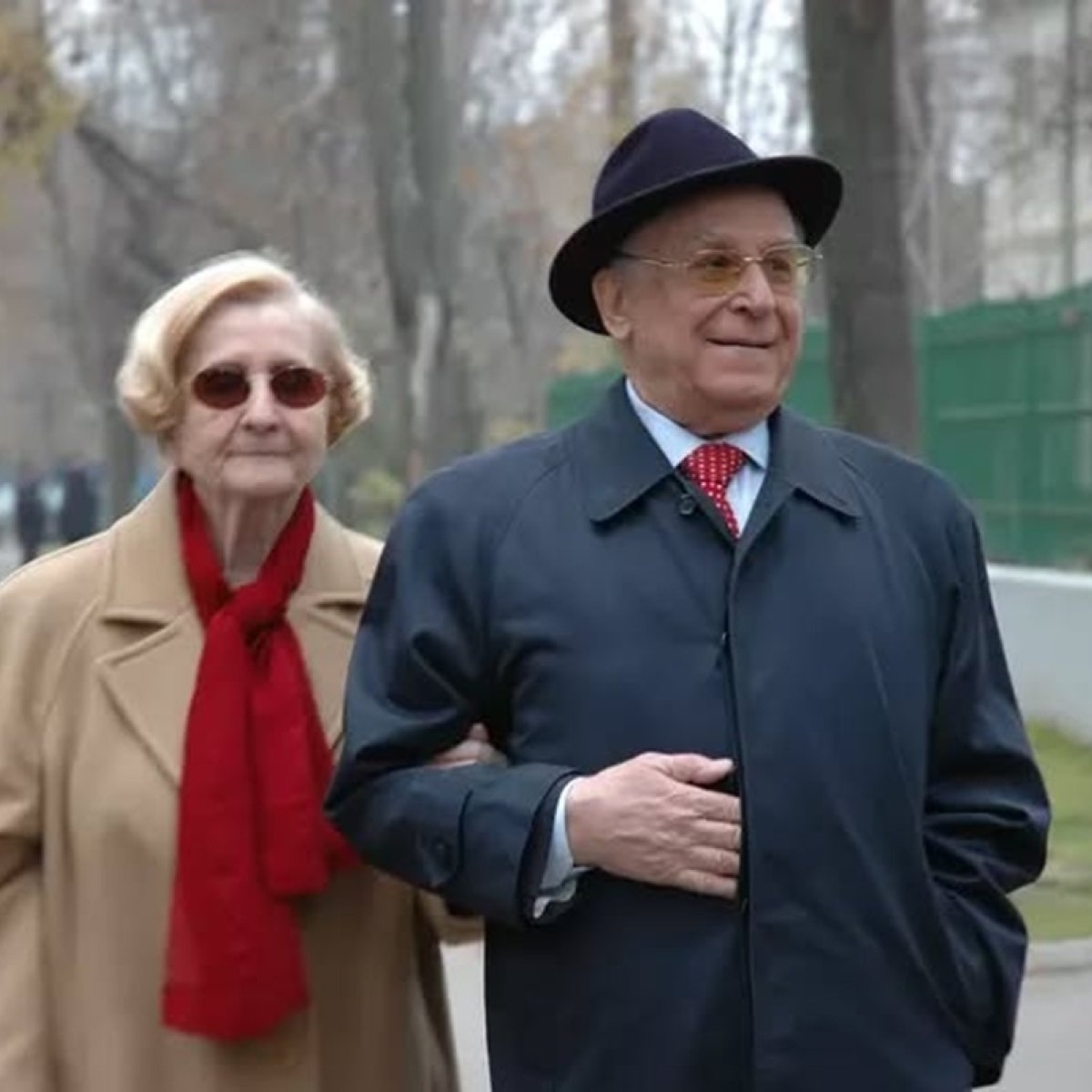 Nina Iliescu, distrusă de durere după ce a aflat că fostul președinte este ținut în viață de aparate. Ce se întâmplă acum la reședința lor