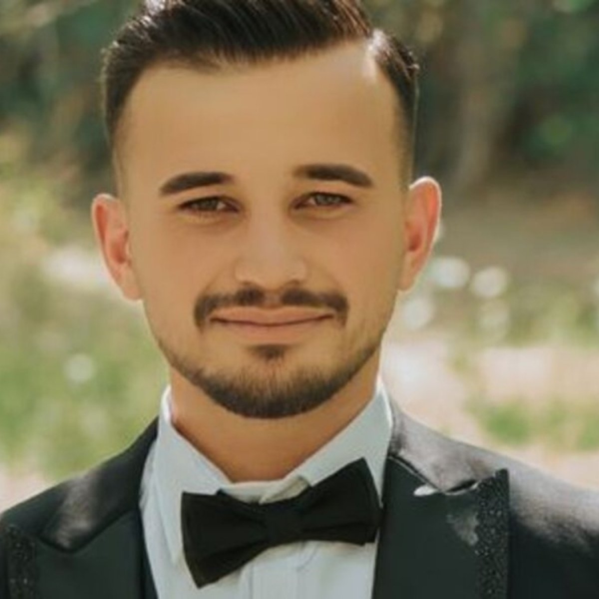 Ali, un tânăr de 23 de ani a murit chiar în ziua nunții. A fost împușcat mortal în fața soției sale