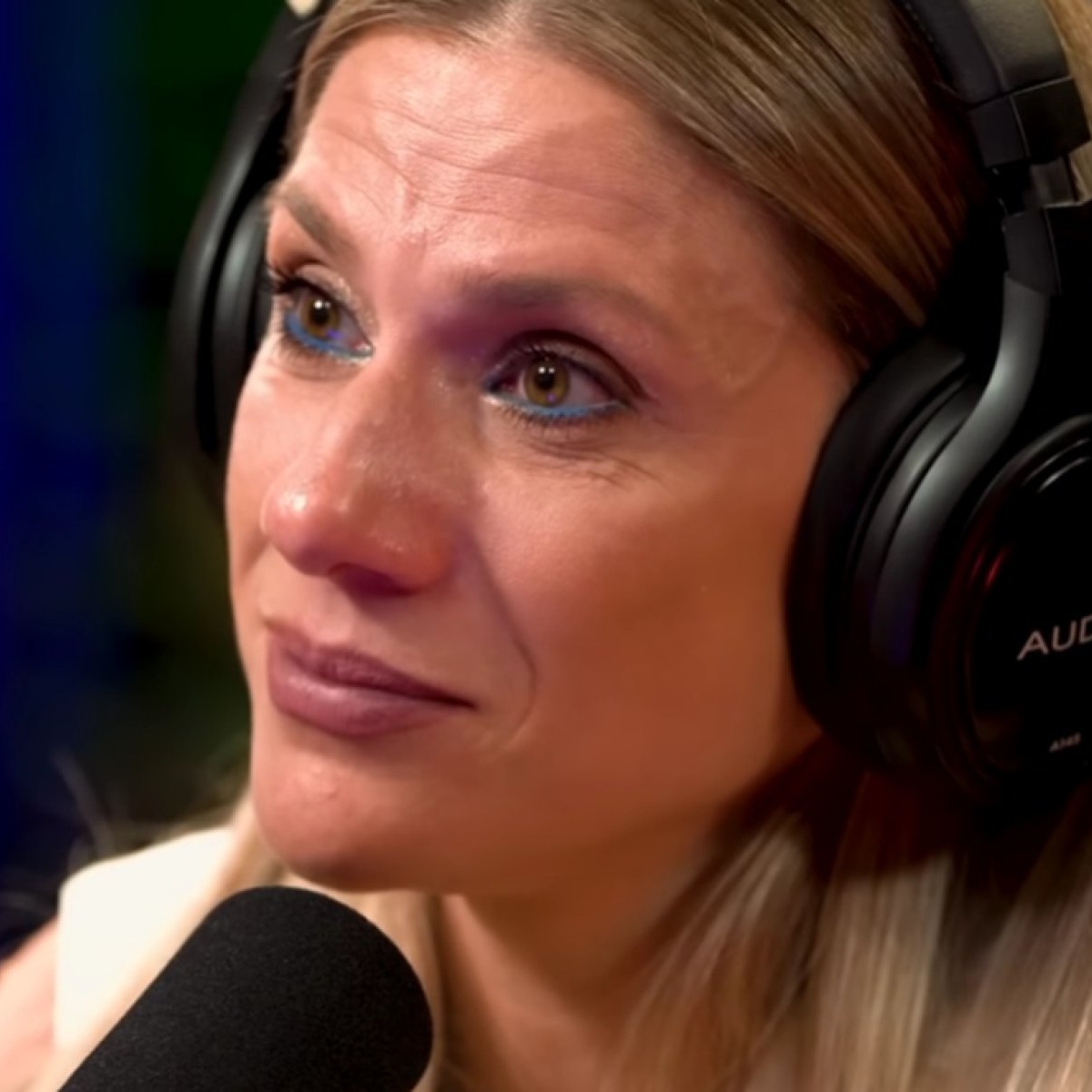 Tily Niculae, mărturisiri sincere despre dramele din viața ei. A fost la un pas de moarte de trei ori, a pierdut trei sarcini și fiica ei a făcut AVC la 12 ani