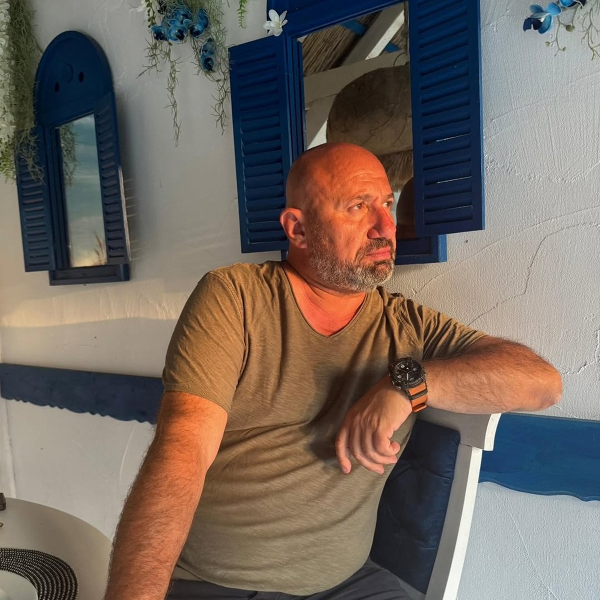 Cătălin Scărlătescu iubește din nou? Și-ar fi găsit o nouă iubită la scurt timp după ce au apărut zvonurile despărțirii de Doina Teodoru
