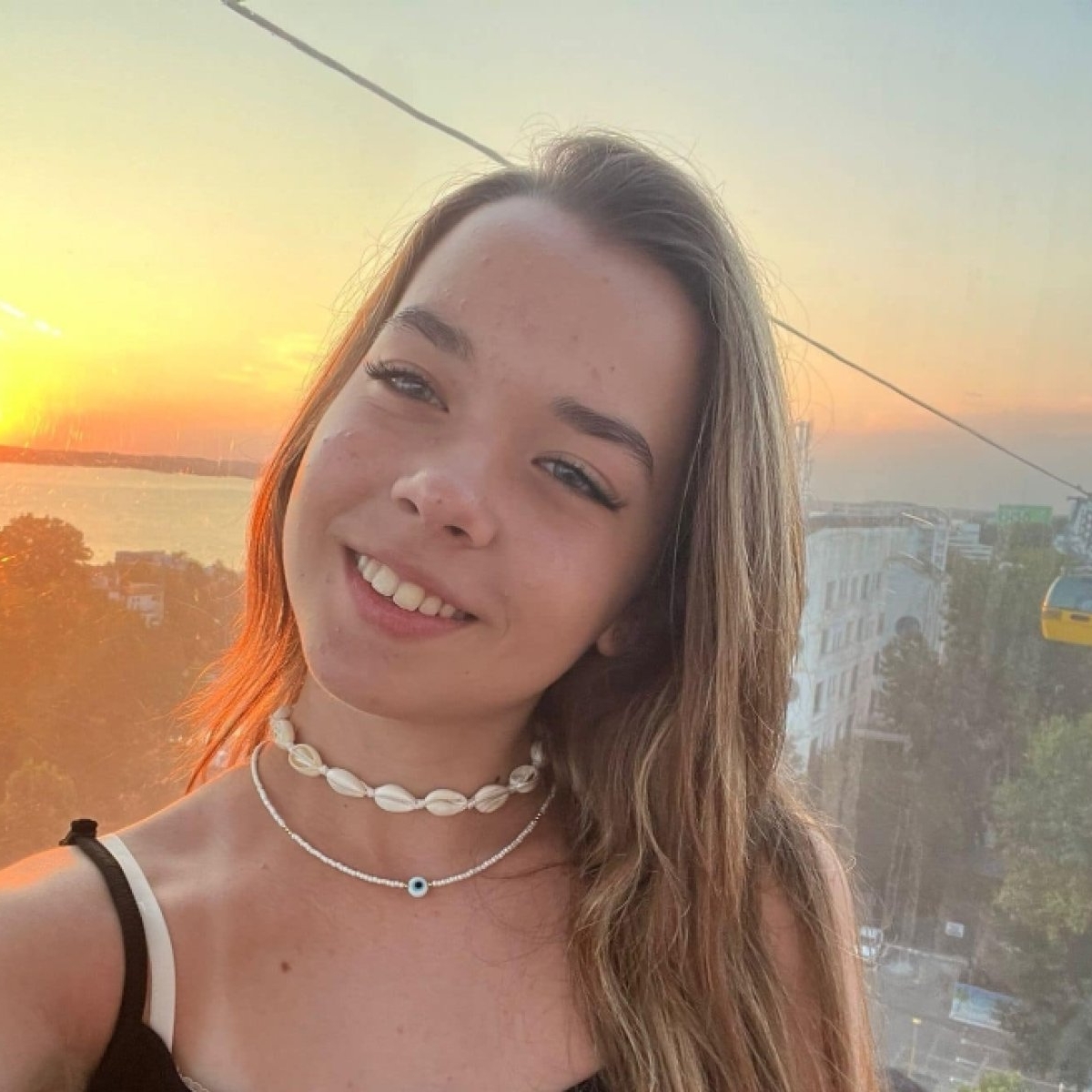 Iasmina, o copilă de 15 ani din Timișoara a murit tragic după ce s-a electrocutat în baie. "Dumnezeu a iubit-o atât de mult încât a luat-o la El”