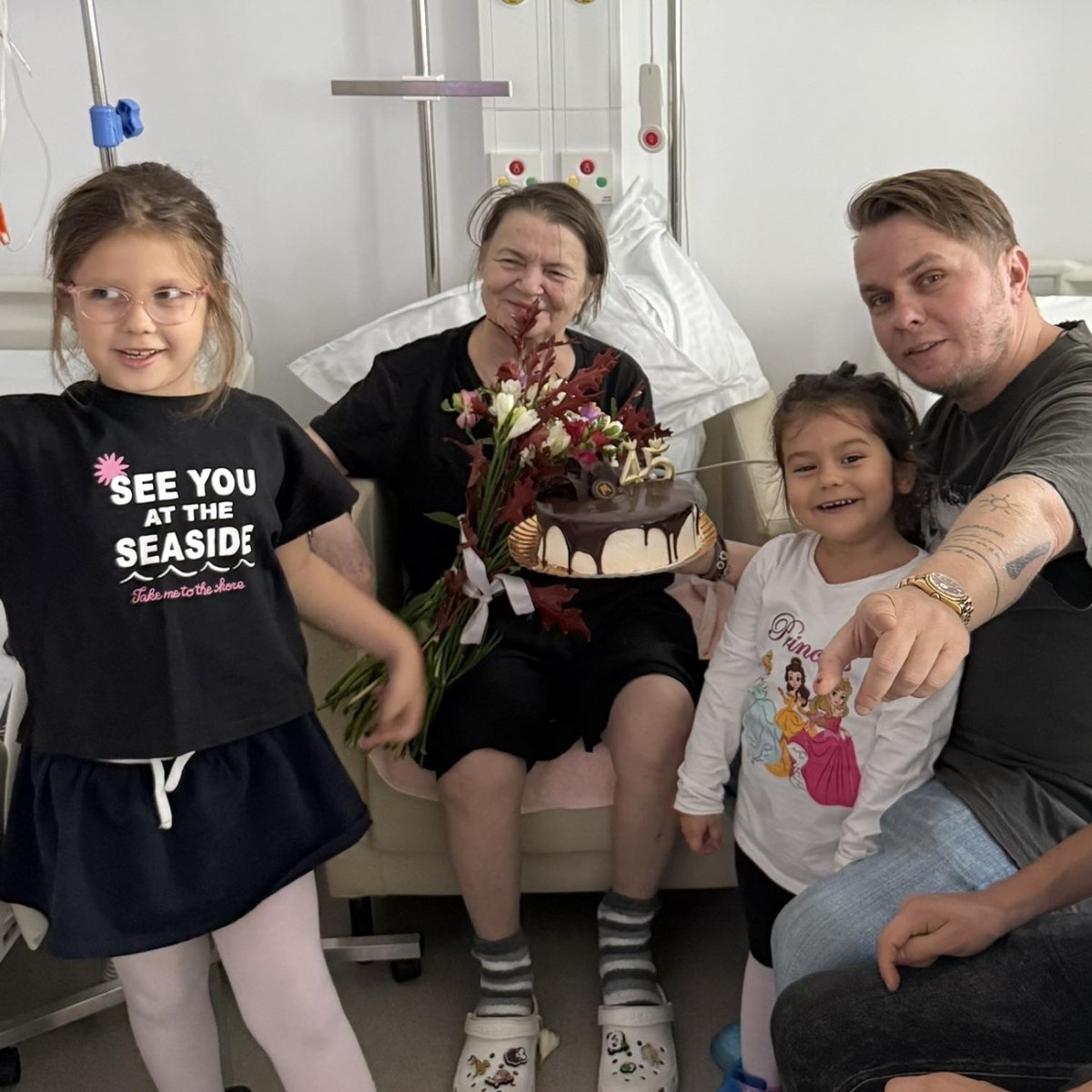 Clipe de coșmar pentru Codin Maticiuc. Mama lui a fost operată pentru a doua oară pe creier, după ce i-a recidivat cancerul