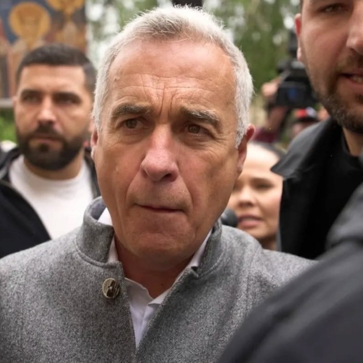 Cristela și Călin Georgescu au mers la racla Sfintei Parascheva. Cum au fost primiți de pelerini