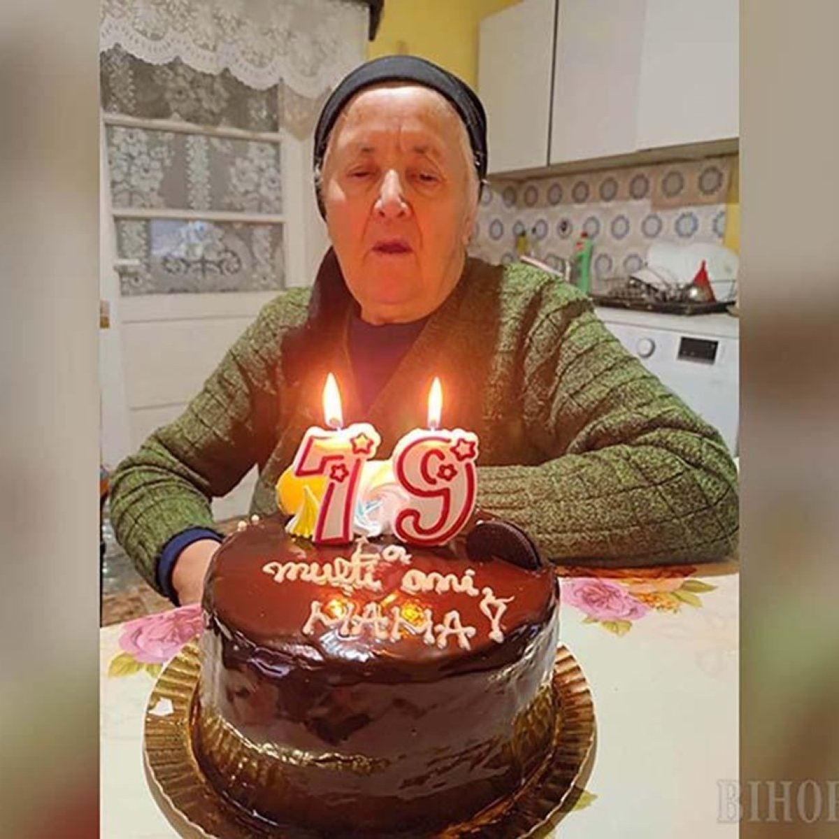 Iuliana, o femeie de 79 de ani din Bihor a murit la spital după 8 ore în care a așteptat îngrijiri. Fiica femeii a găsit-o inconștientă în salon