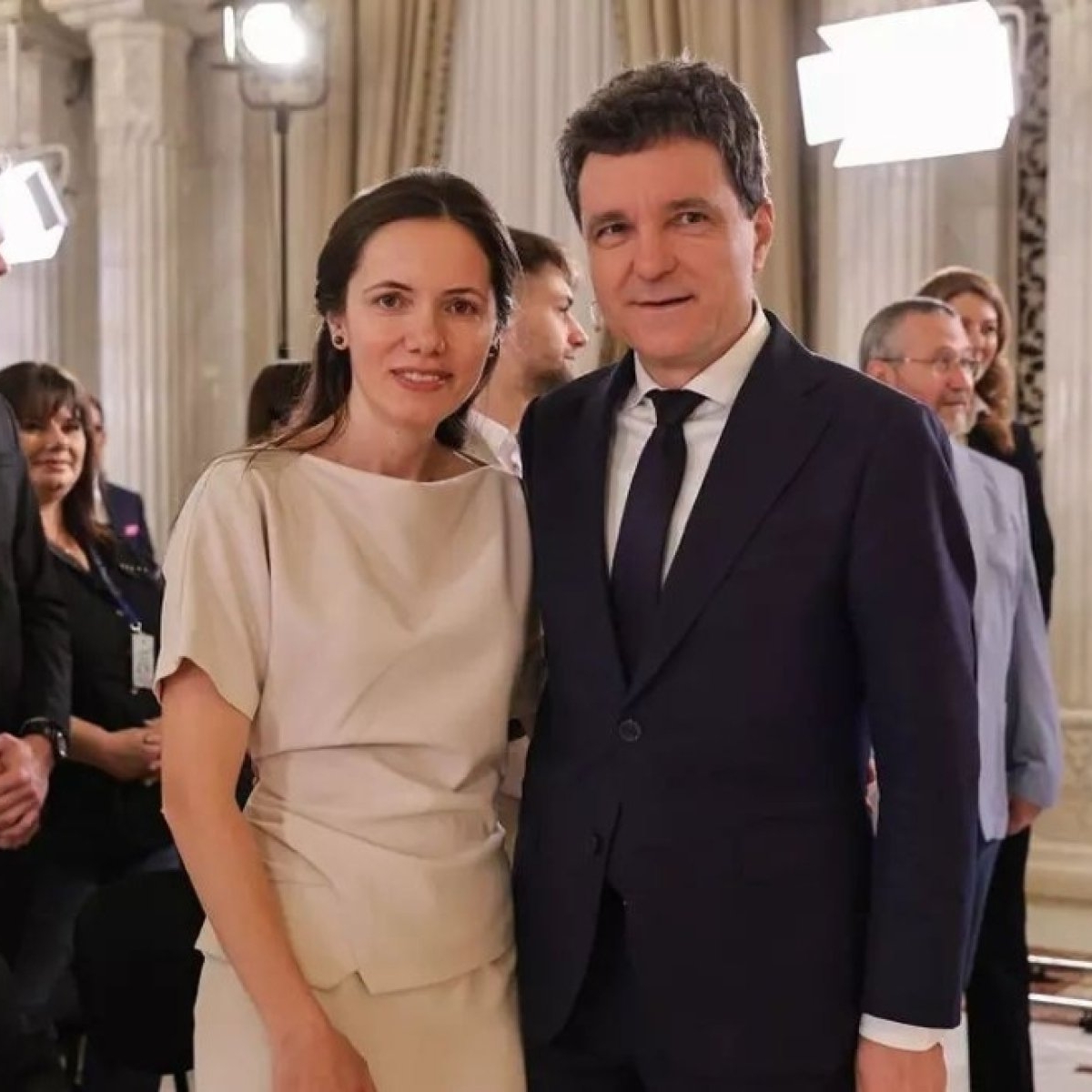 Nicușor Dan, primele declarații despre nunta cu Mirabela Grădinaru. A spus când și cum va avea loc