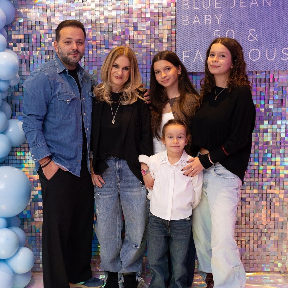 Soția lui Mihai Morar a împlinit 50 de ani. Ce urare specială i-a făcut prezentatorul: „Minunile încep cu tine”