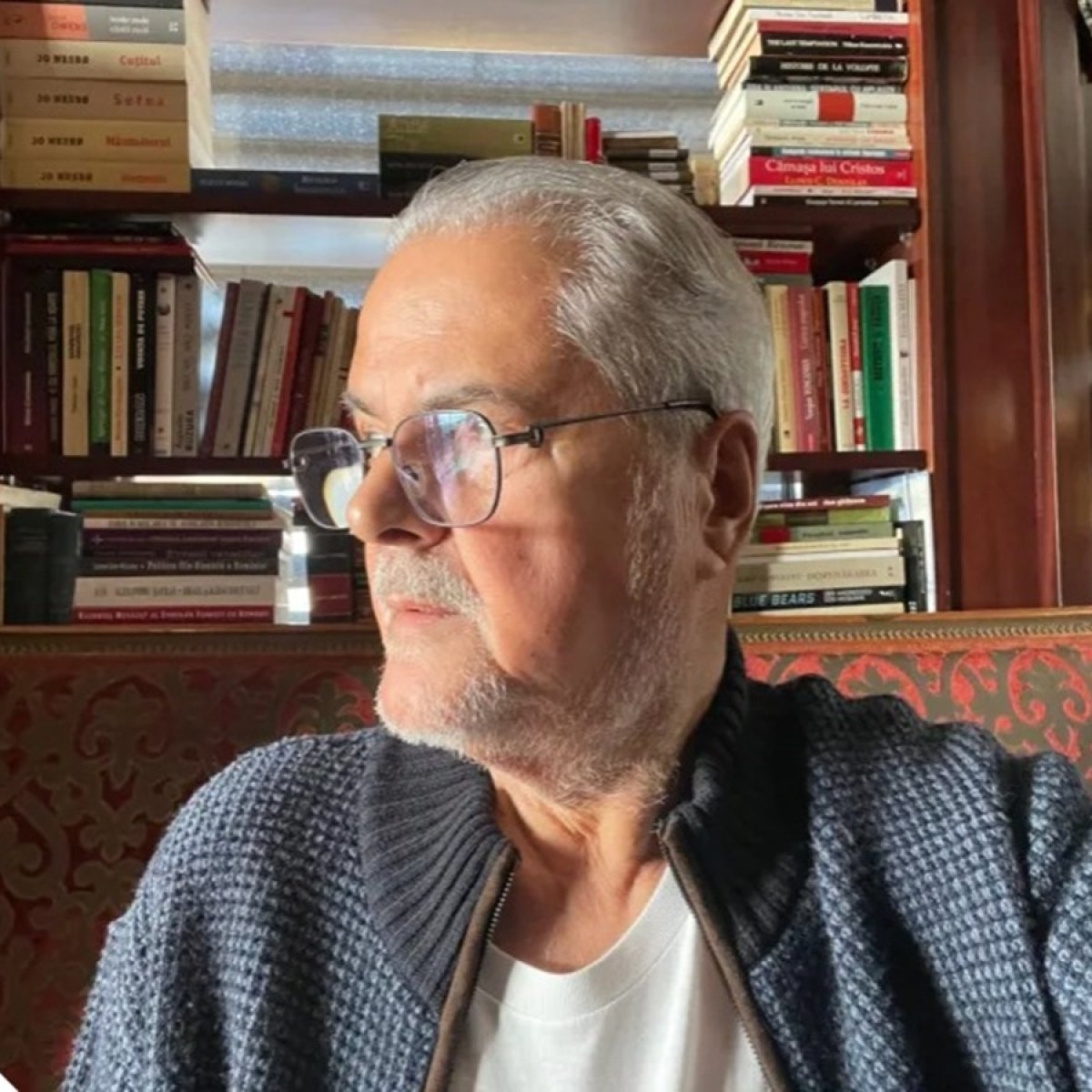 Adrian Năstase a fost operat de urgență la Spitalul Foișor. Ce se întâmplă acum cu el