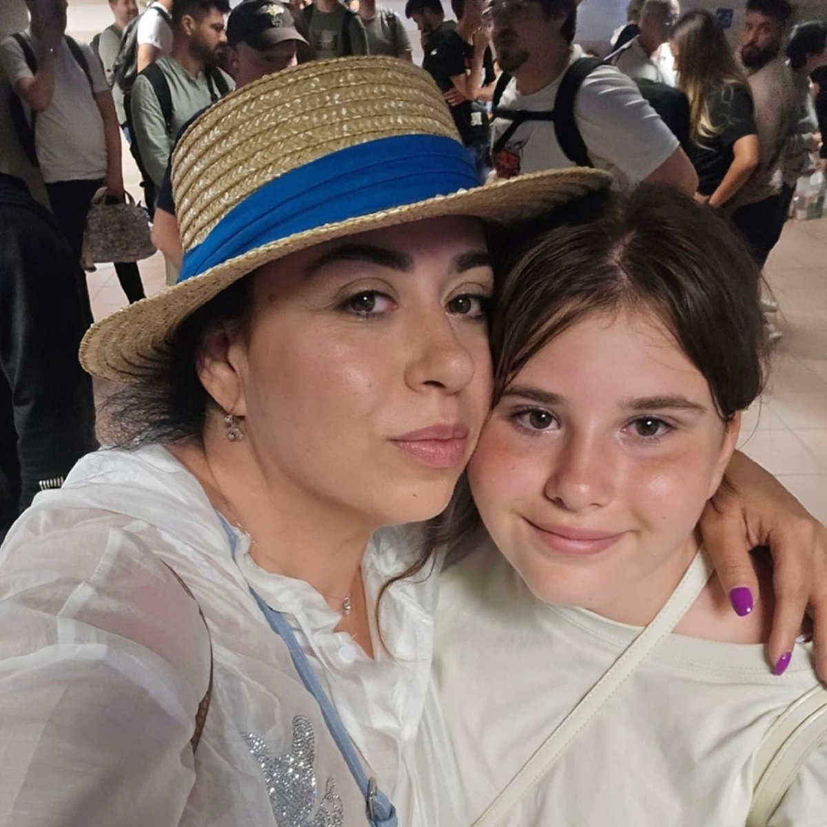 Fiica Oanei Roman luptă în continuare cu problemele de sănătate: „Cu toată terapia pe care a făcut-o, nu a reușit să se echilibreze”