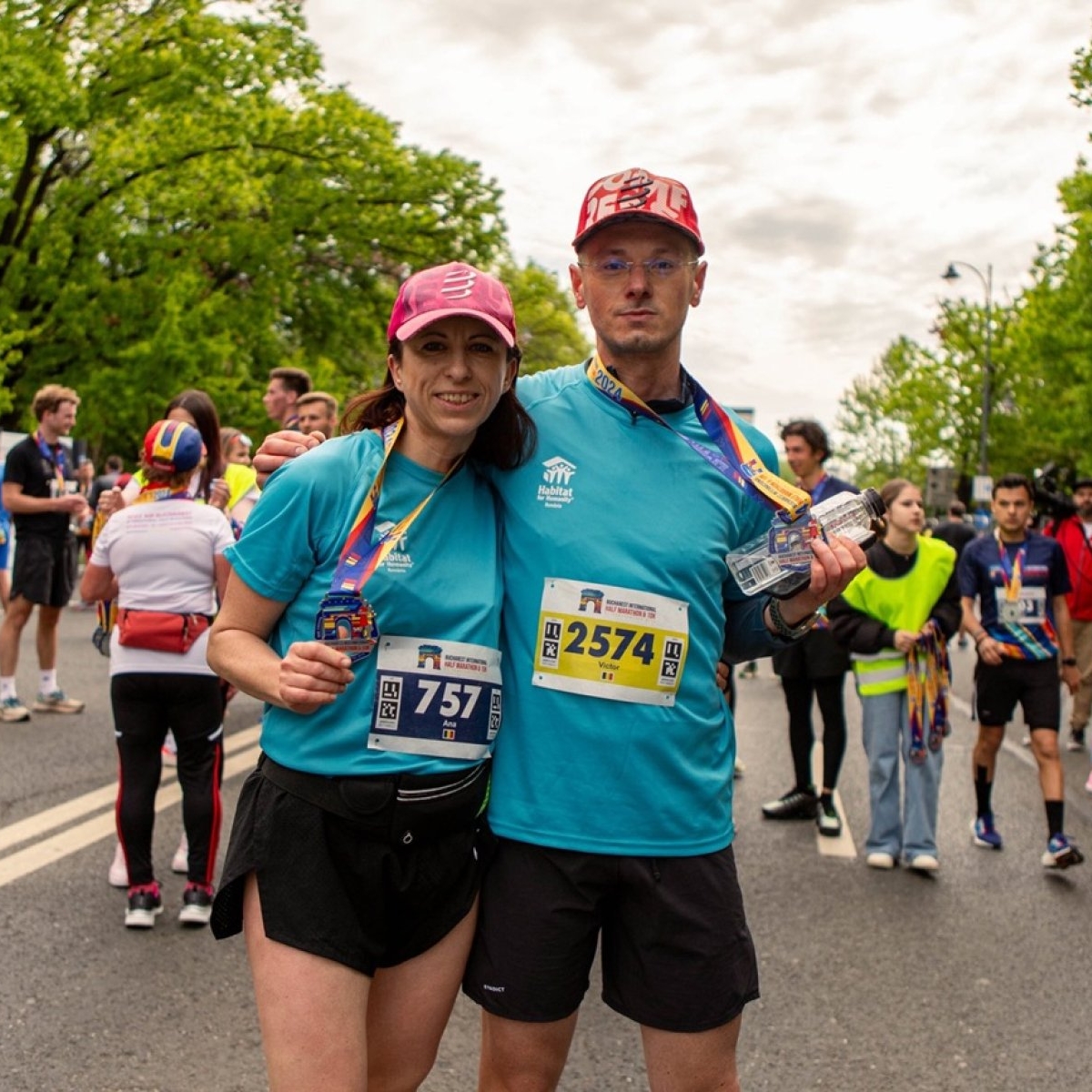 Ana și Victor sunt românii care și-au pierdut viața în Tenerife, înghițiți de un val uriaș. Au ajutat victimele inundațiilor din Galați și de la explozia din Rahova