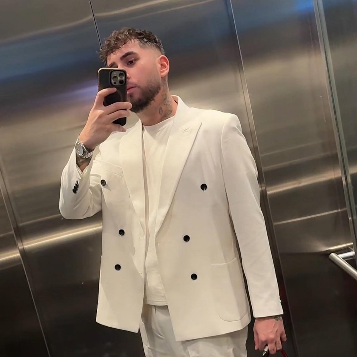 Fulgy de la Clejani se însoară în vara lui 2026. Nu a spus cine este aleasa inimii lui, dar și-a ales nașii