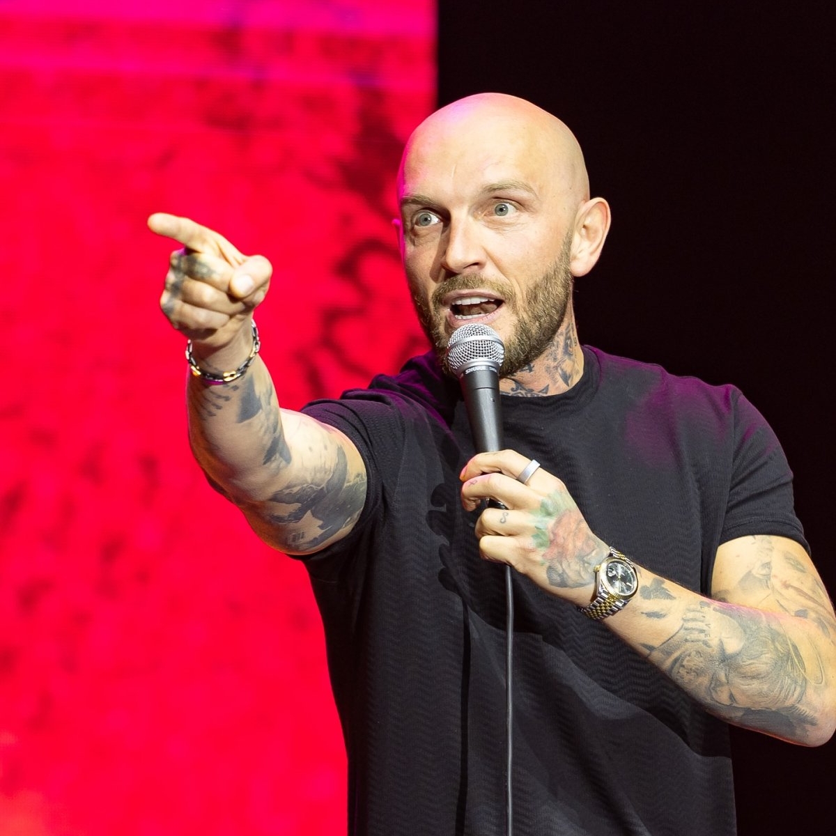 Cătălin Bordea iubește din nou! Noua iubită misterioasă este mai mică decât el cu 20 de ani