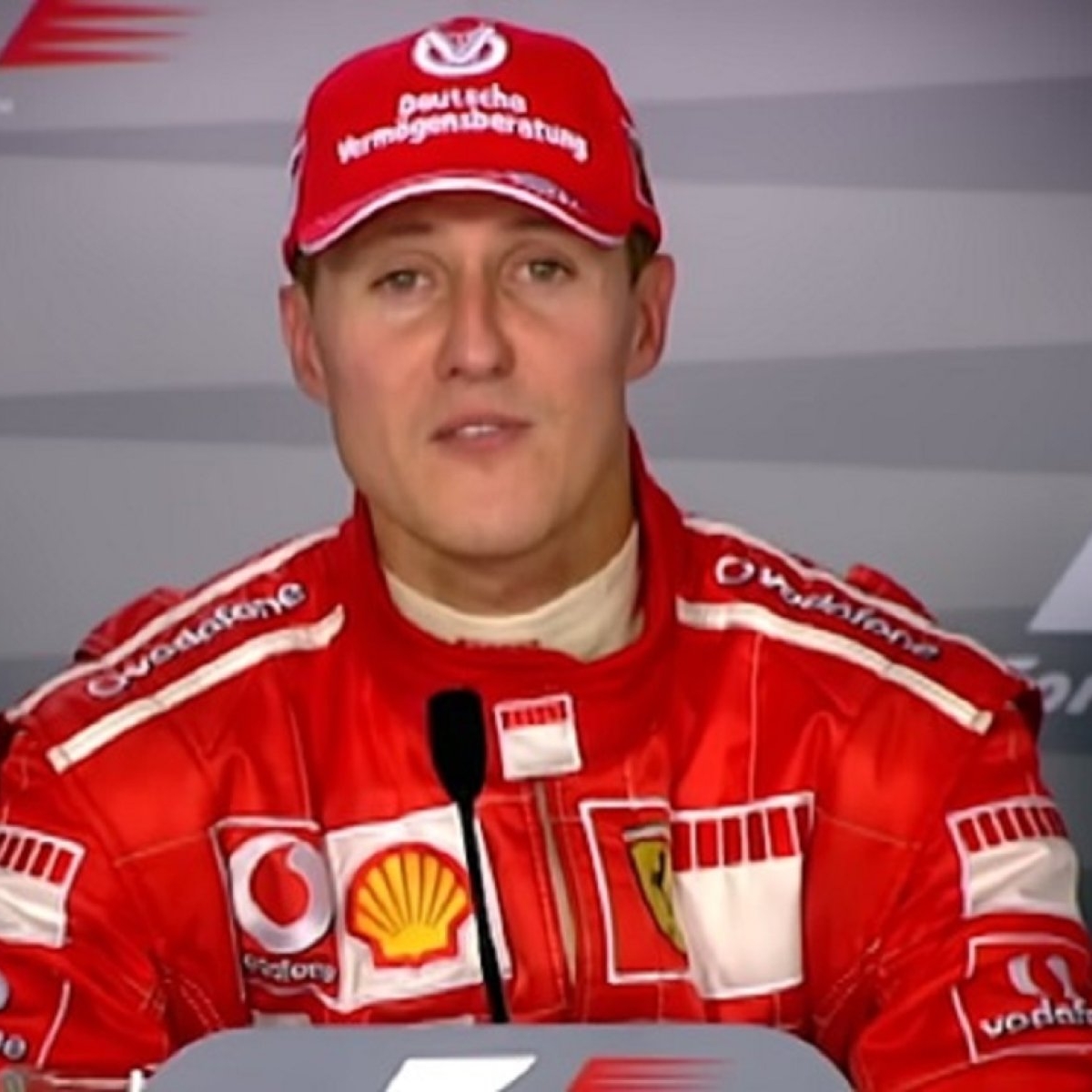 Michael Schumacher nu mai este imobilizat la pat, la 12 ani de la accidentul care i-a distrus viața. „Se deplasează prin casă!”