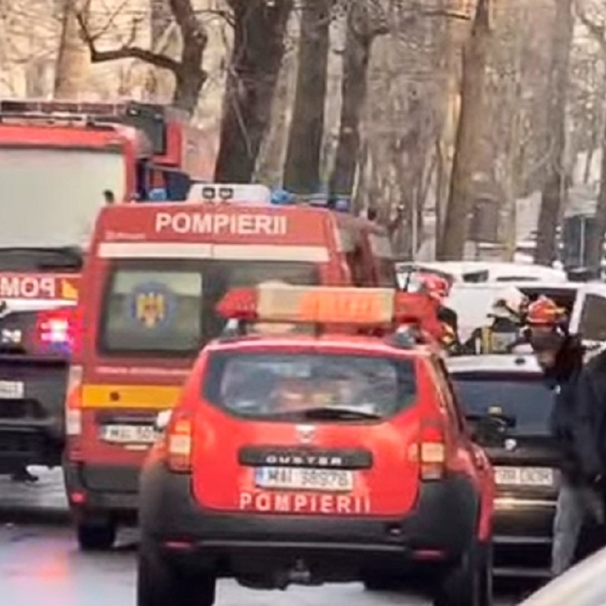 Accident extrem de grav în București. O fetiță de 5 ani a murit după ce a fost lovită de o mașină în fața școlii