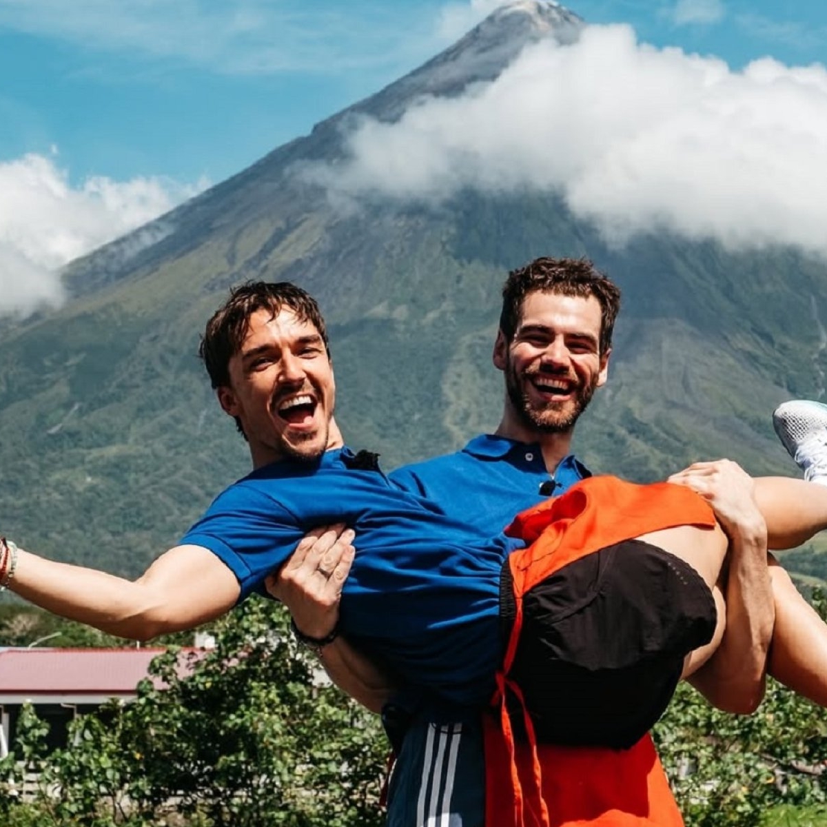 Emil Rengle și Alejandro au stabilit data nunții. „Să știe toată România că există o nuntă gay în țară”