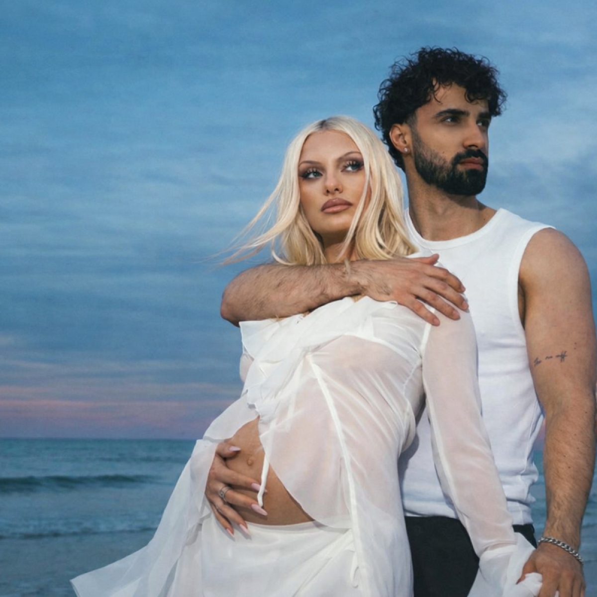 Alexandra Stan este însărcinată pentru prima dată. A dezvăluit deja sexul și numele bebelușului