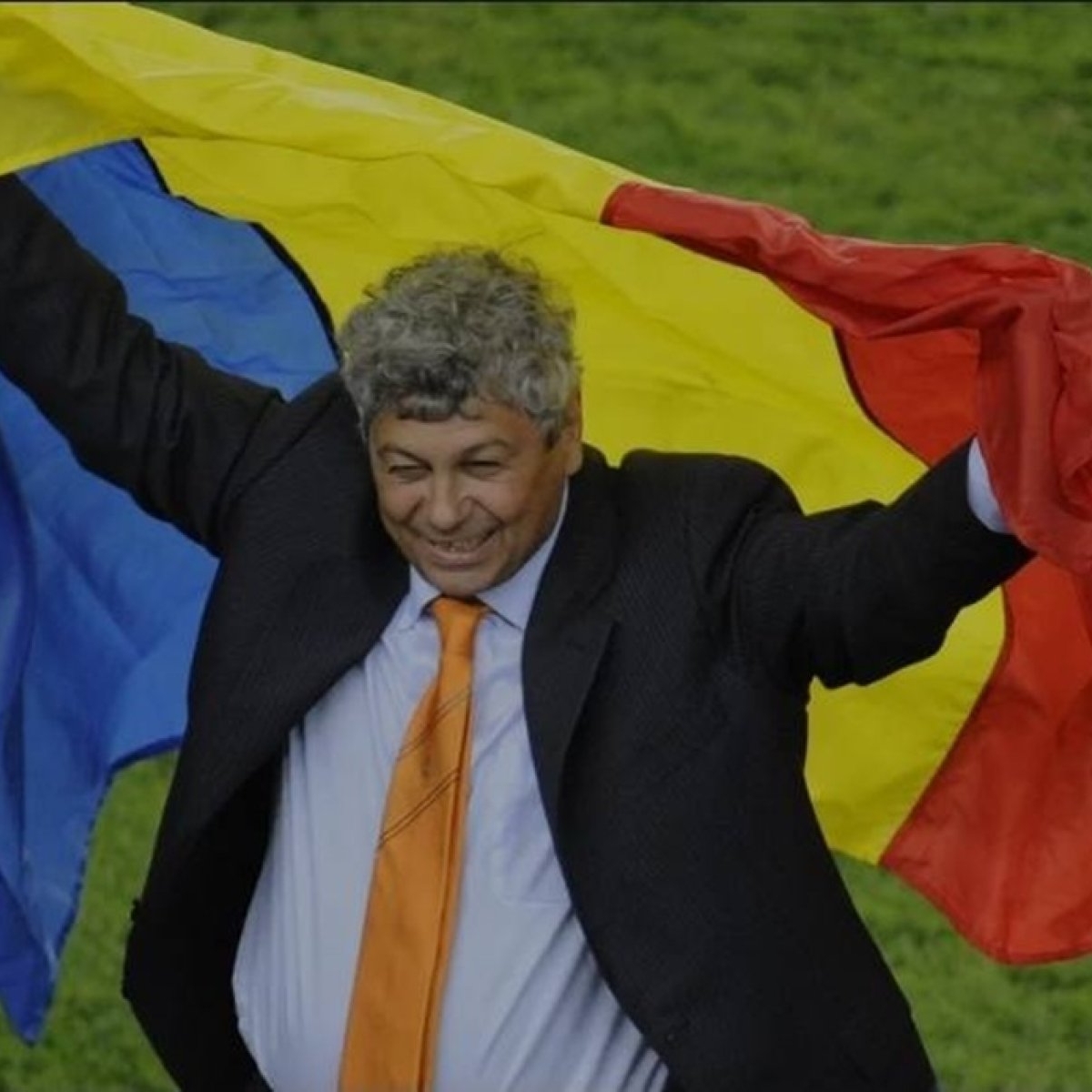 Mircea Lucescu a suferit două infarcturi în aceeași zi. Familia vrea să îl transfere la Viena pentru a-l salva