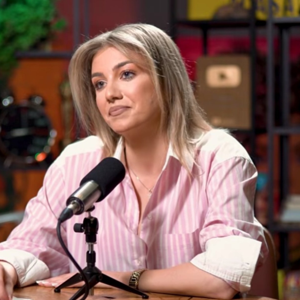 Codruța Filip, distrusă de durere în timp ce vorbește despre motivele despărțirii. „Eu nu i-am greșit niciodată, nici măcar cu o privire”