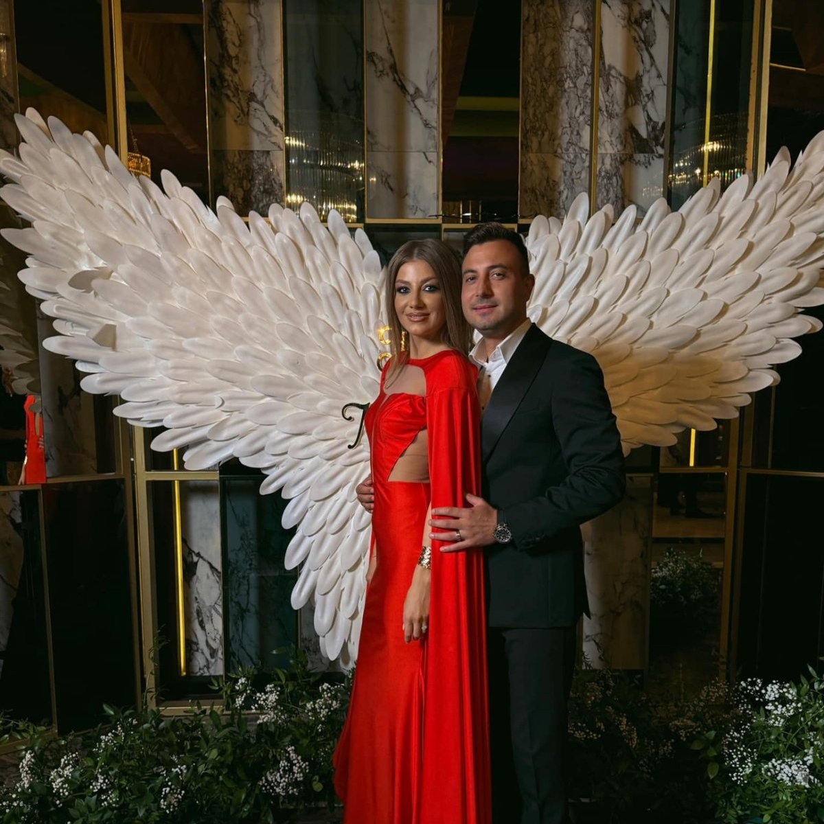 Codruța Filip a rămas doar cu hainele de pe ea din căsnicia cu Valentin Sanfira. "M-am mutat cu chirie, mi-am luat mașină în rate"