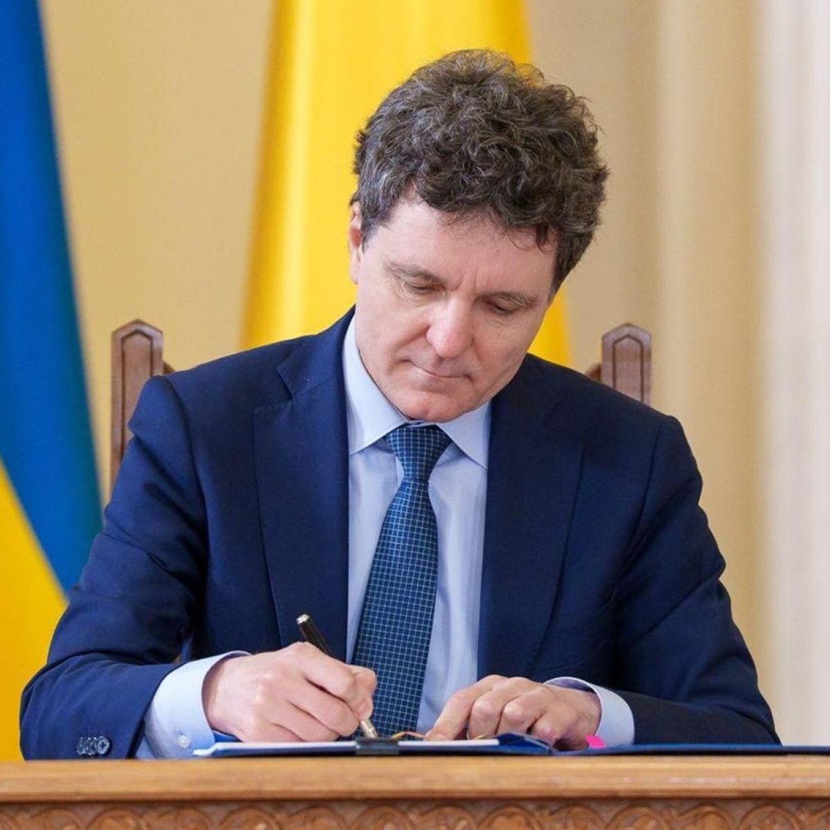 Ultima oră! Propunerea de suspendare a președintelui Nicușor Dan a fost depusă în Parlament