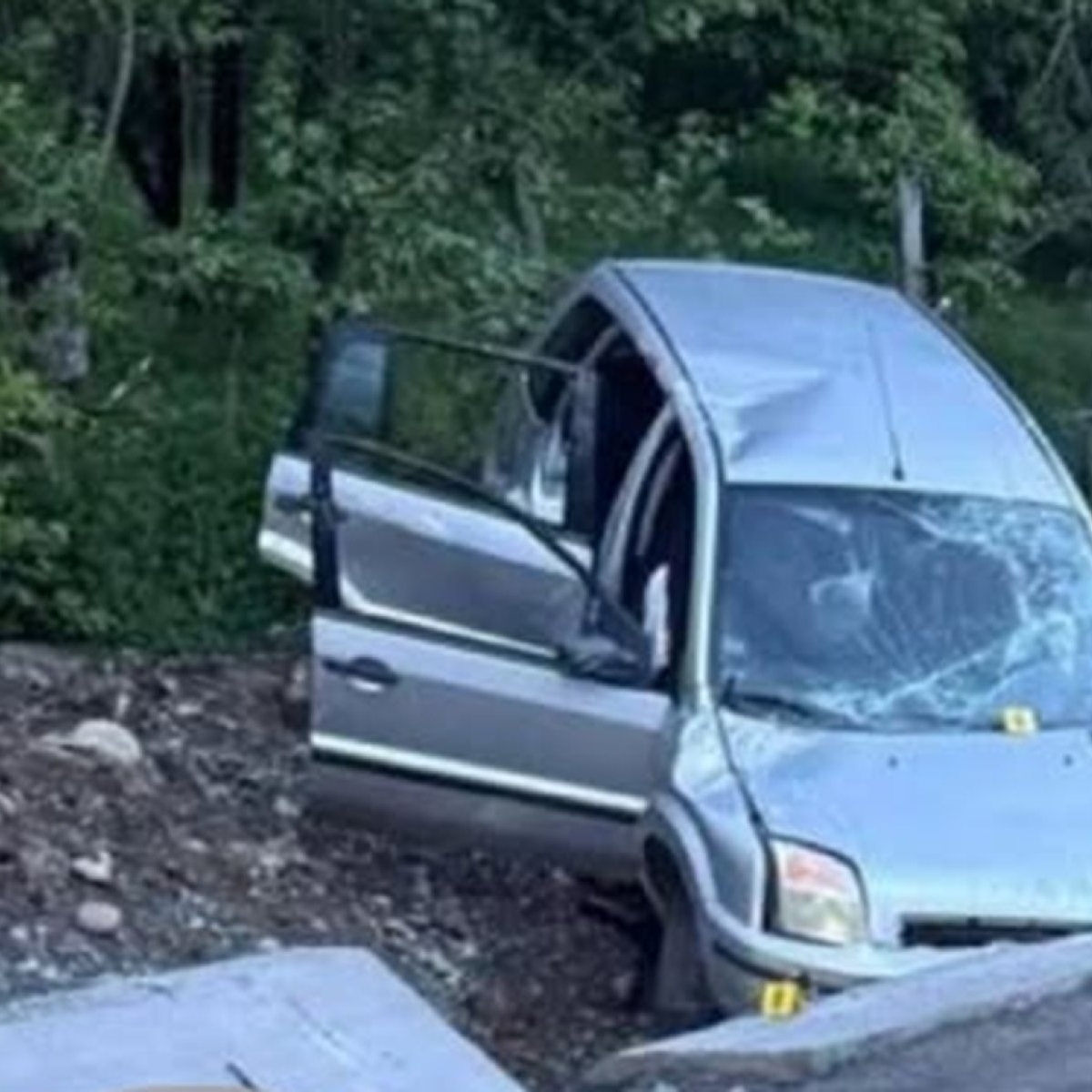 Beatrice, o femeie de 37 de ani a murit într-un cumplit accident pe Transalpina. Se afla într-o masina care s-a izbit violent de un parapet