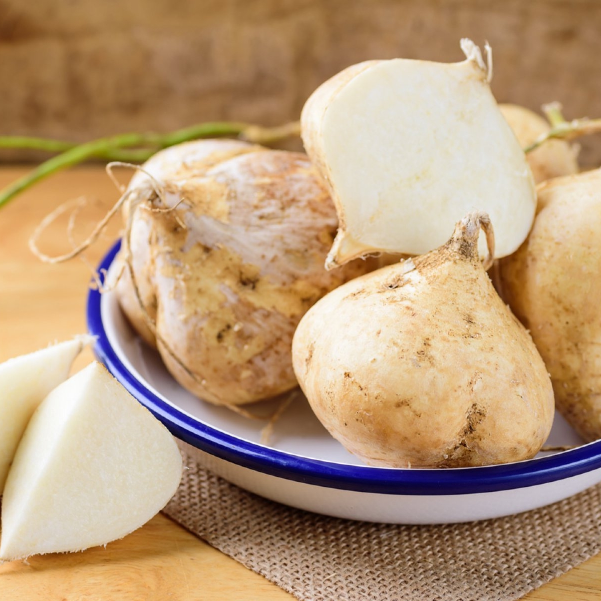 Jicama: beneficii și idei de consum