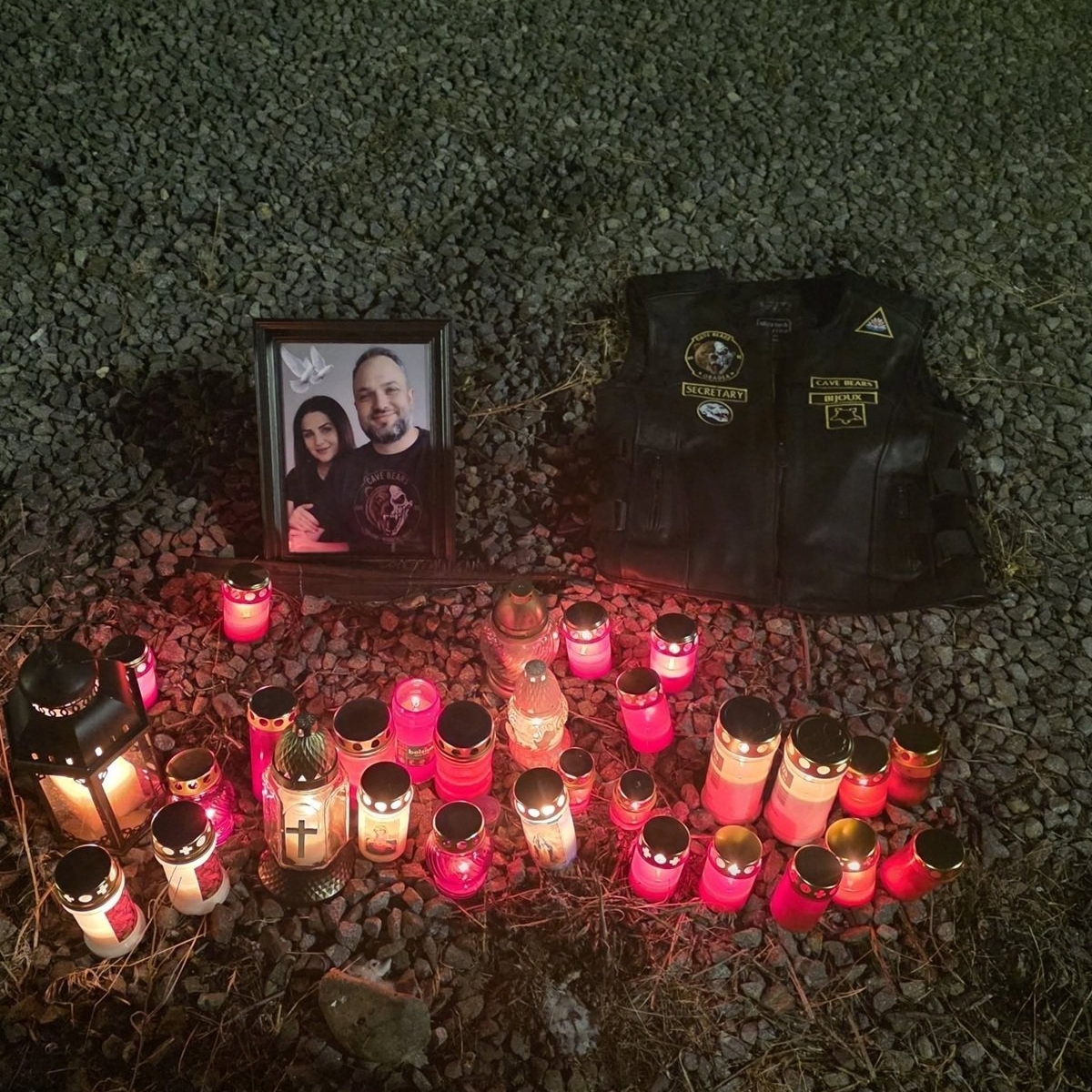 Adi și Adina, doi tineri din Oradea au murit împreună într-un tragic accident rutier. Un copil de 5 ani a rămas orfan