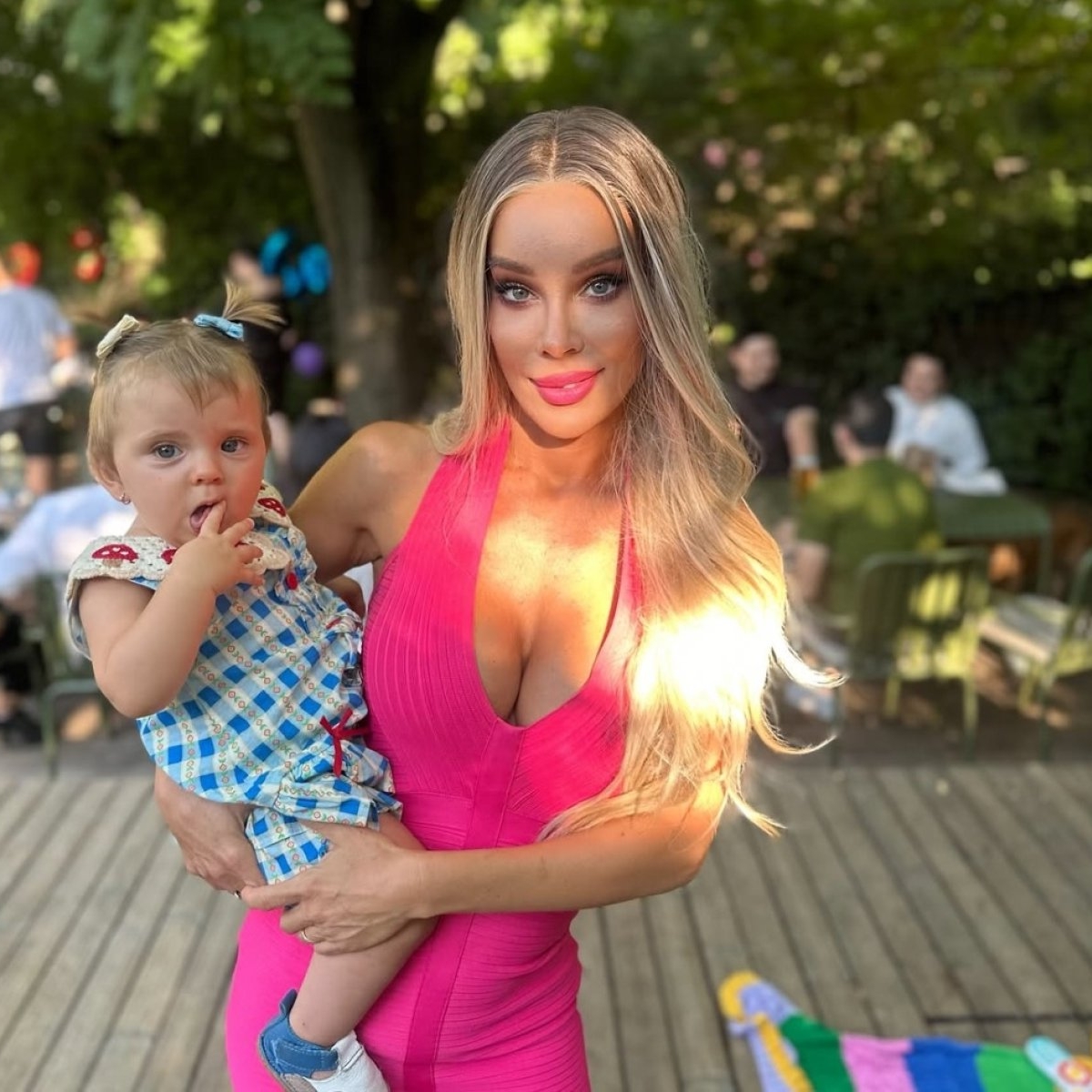 Alina Laufer nu mai tace. Ce replică dură a avut după ce a fost aspru criticată pe internet: „Mesaj pentru toate frustratele”
