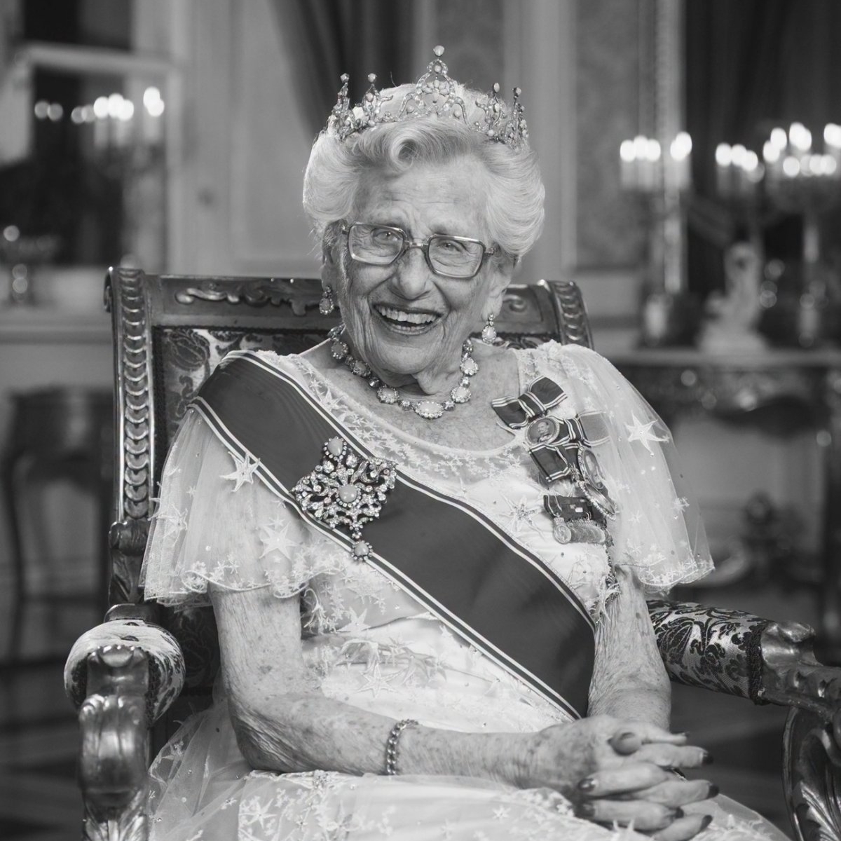 Prințesa Astrid a Norvegiei a murit la 94 de ani, la două zile după ce și-a condus fratele pe ultimul drum
