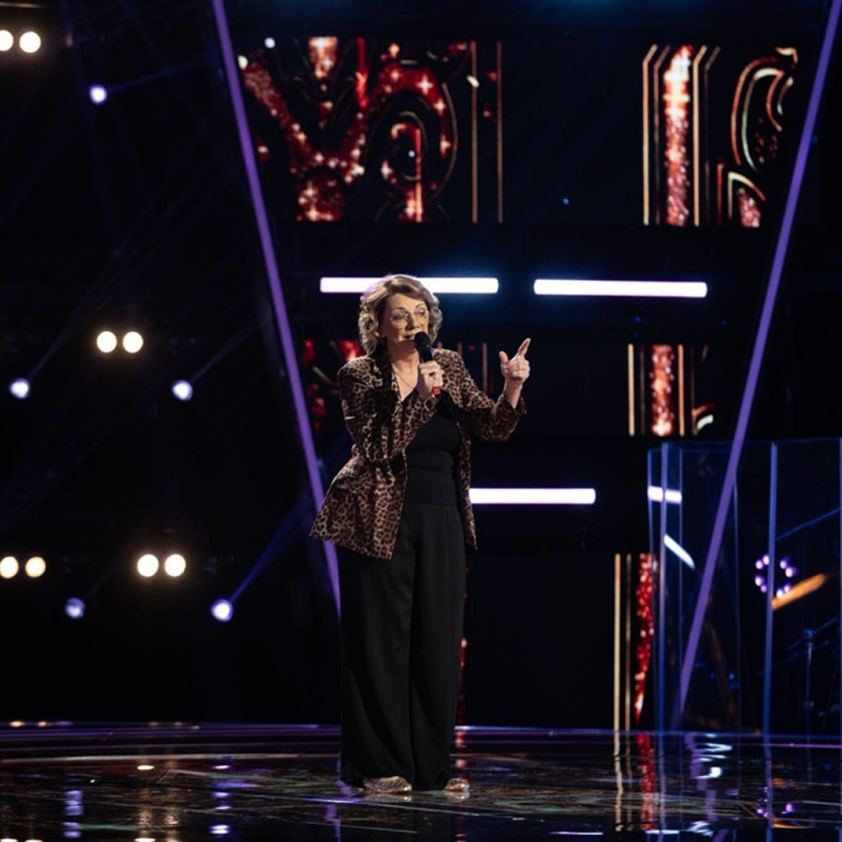 Ce face acum Carmen Tănase, după ce a fost înlocuită de Nadia Comăneci în juriul „Românii au talent"