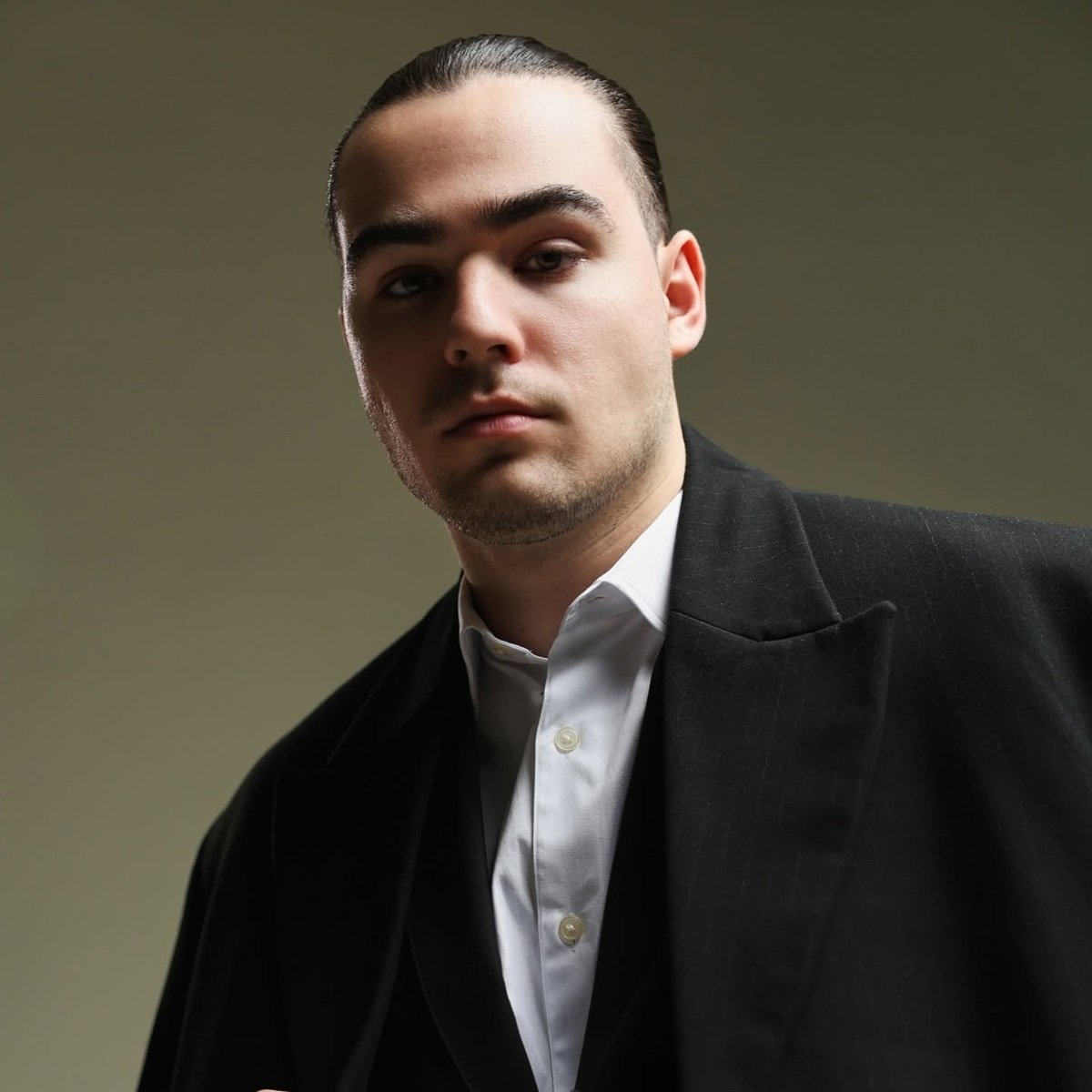 Radu Ștefan Bănică este copia fidelă a bunicului său. Cât de mult seamănă tânărul cu regretatul Ștefan Bănică Senior