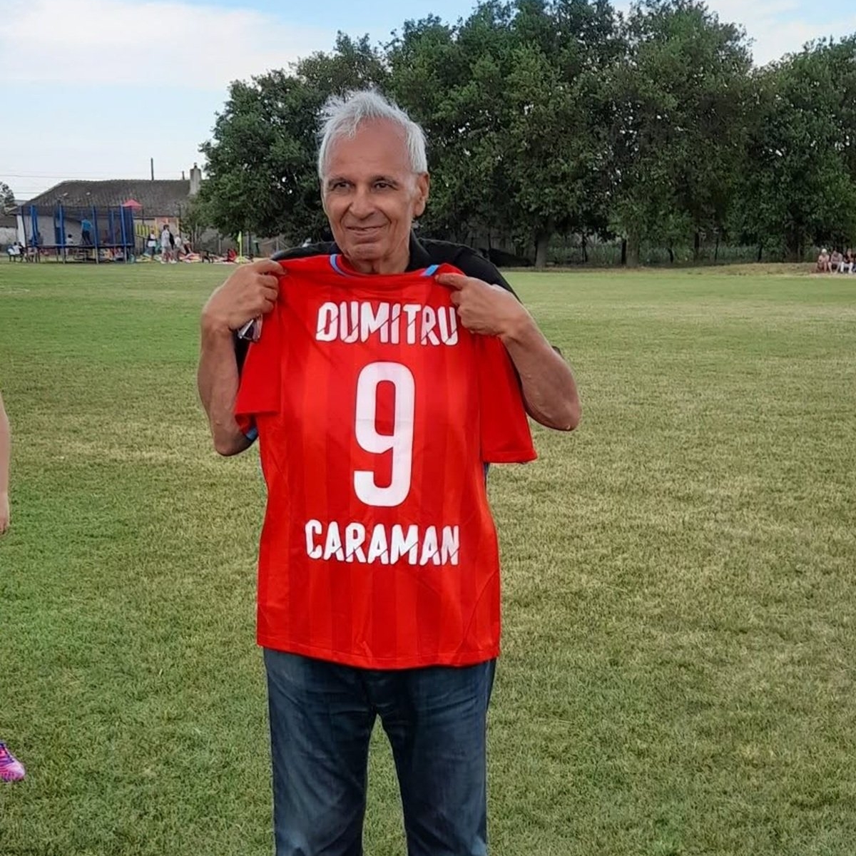 O nouă pierdere în fotbalul românesc! A murit Dumitru Caraman, fostul atacant de la Farul Constanța