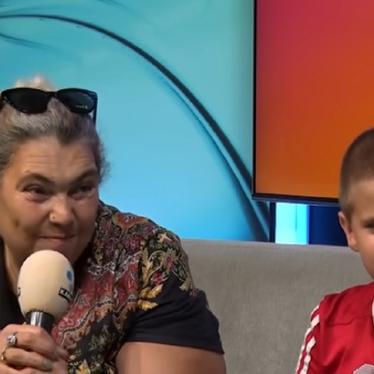 Luca, fiul Ioanei Tufaru, a împlinit 11 ani. A fost serbat cu tort și cadouri, deși mama lui susține constant că au probleme cu banii: „M-au mai ajutat și...”