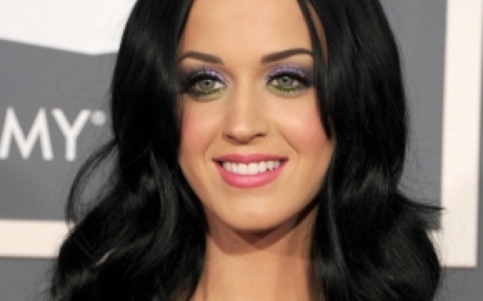 Afla cat dureaza ritualul de infrumusetare al lui Katy Perry