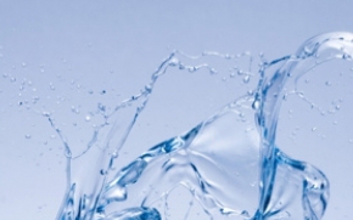Consumul de lichide pentru o hidratare optima – O prioritate in mentinerea sanatatii