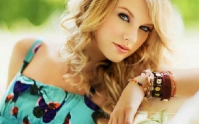 Taylor Swift a stabilit doua recorduri surprinzatoare