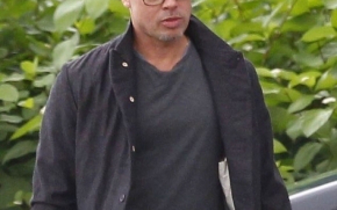 Brad Pitt are un nou look