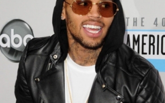Chris Brown si-a inceput viata sexuala la 8 ani! 